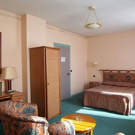 Terminus Otel Tours Oda fotoğraf